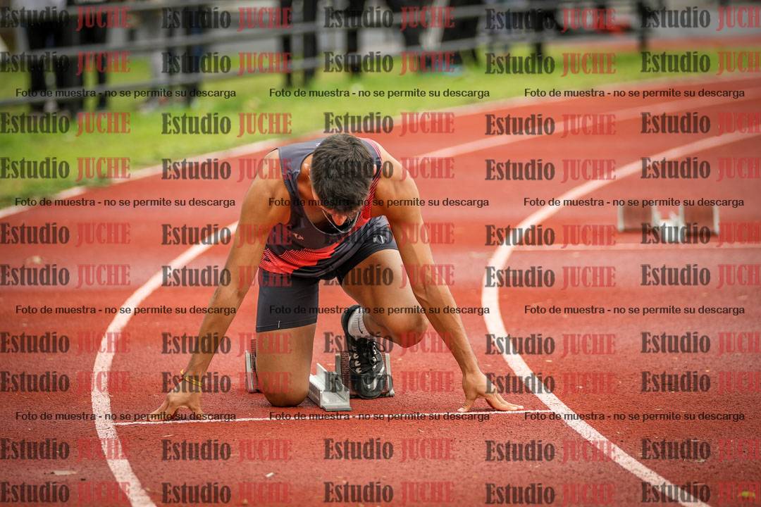 Fotos de los 400 m con vallas de varones