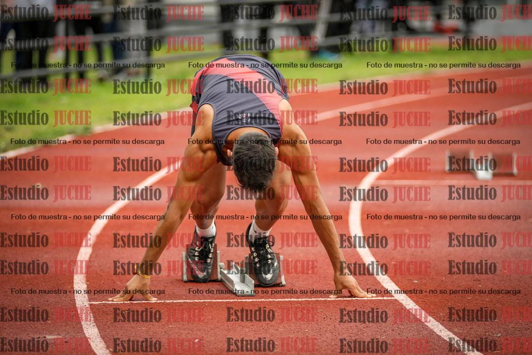 Fotos de los 400 m con vallas de varones
