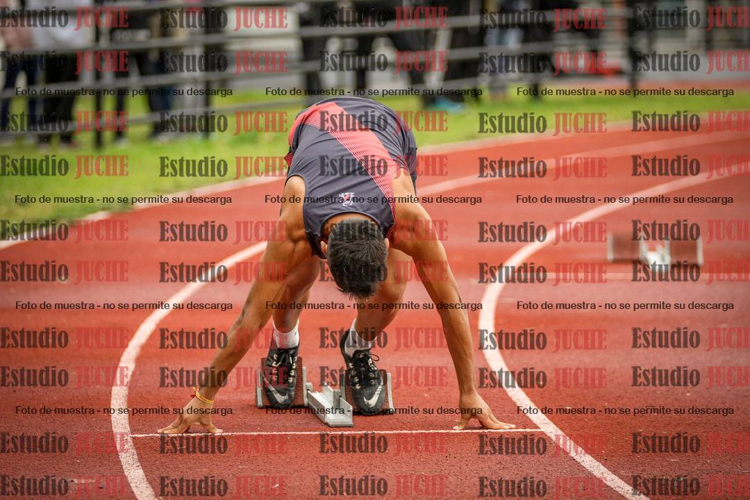 Fotos de los 400 m con vallas de varones