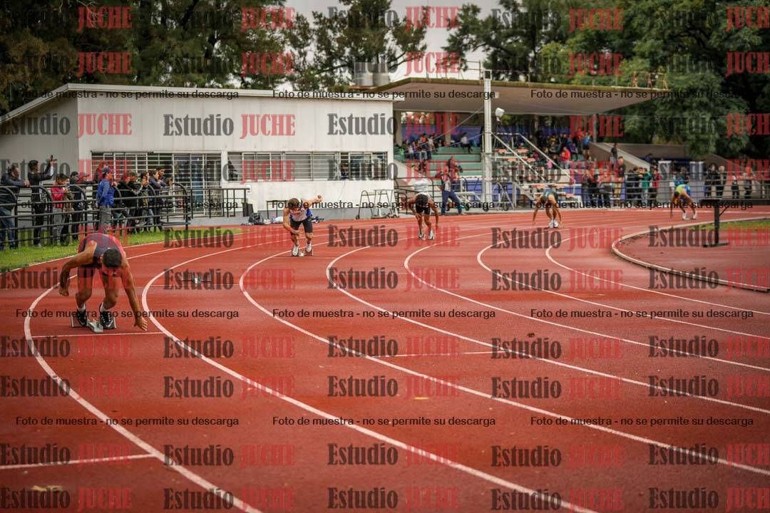 Fotos de los 400 m con vallas de varones