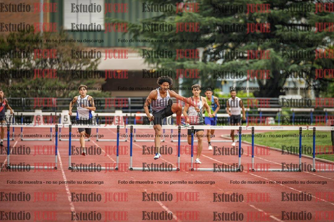Fotos de los 400 m con vallas de varones