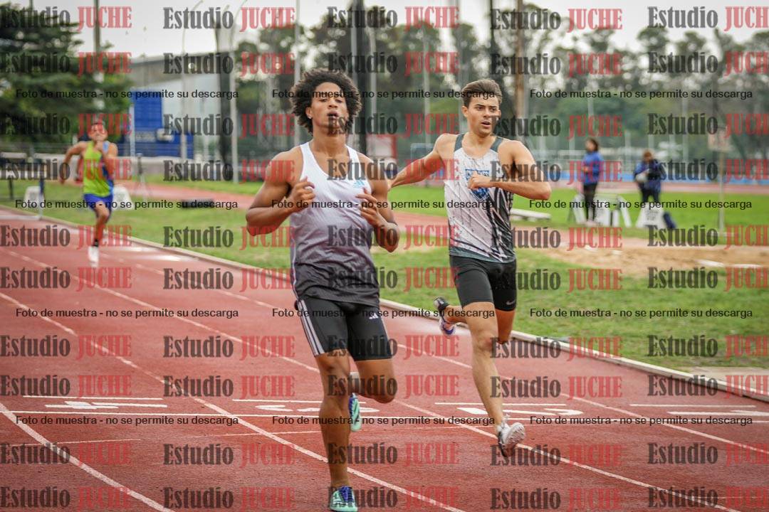 Fotos de los 400 m con vallas de varones