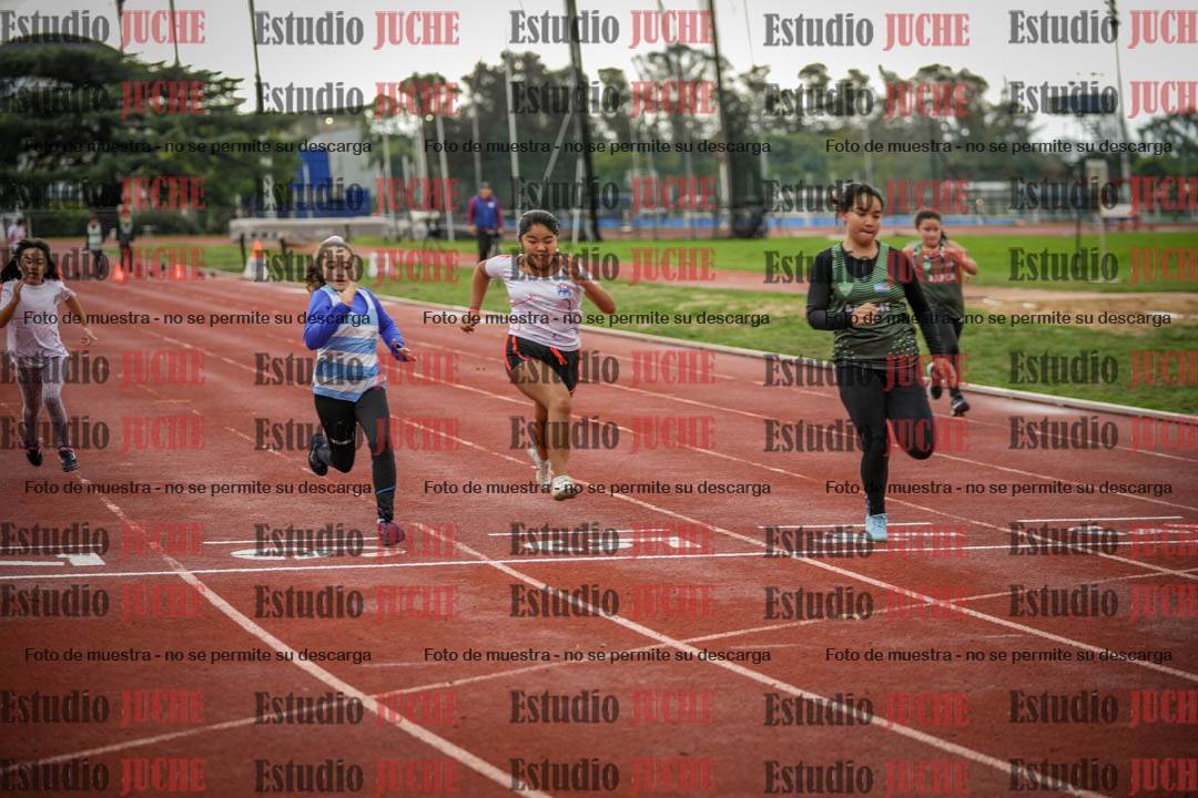 Fotos de los 50 m llanos de mujeres