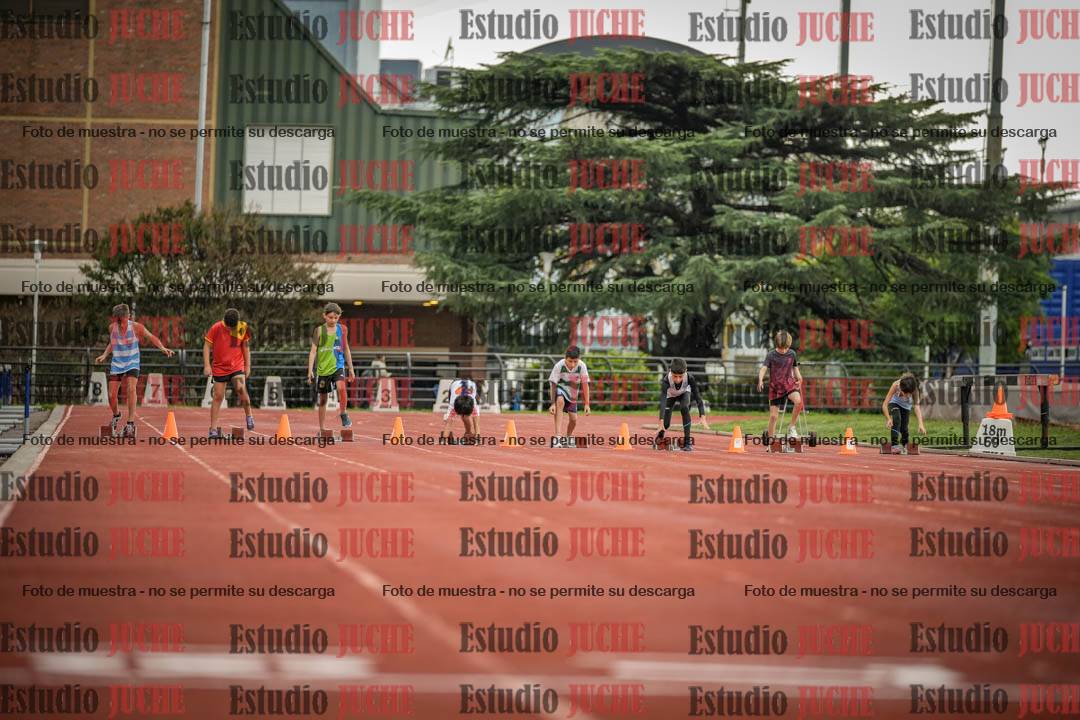 Fotos de los 50 m llanos de varones