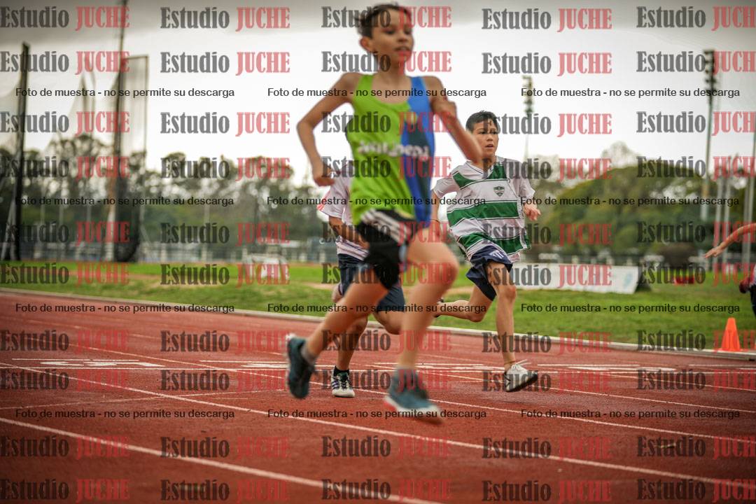 Fotos de los 50 m llanos de varones