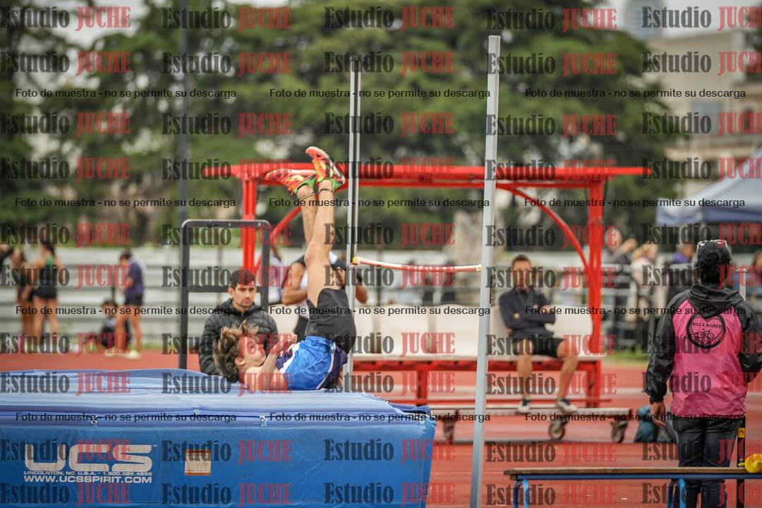 Fotos del salto en alto - incluye todos los grupos