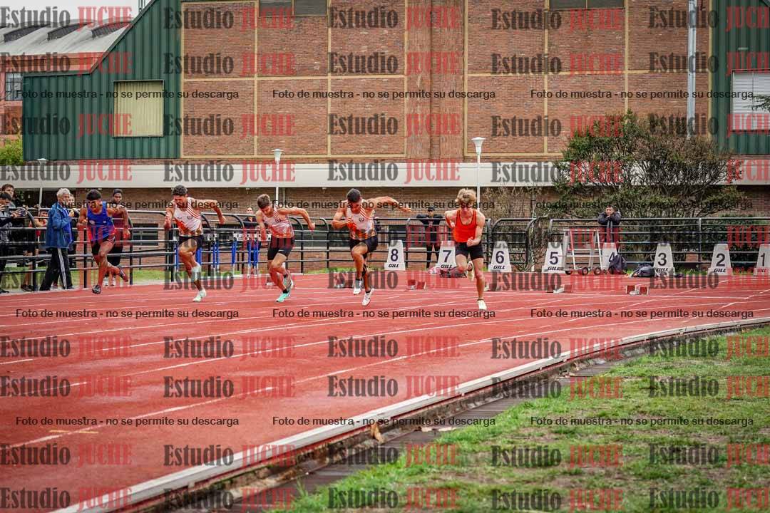 Fotos de los 100 m llanos de varones