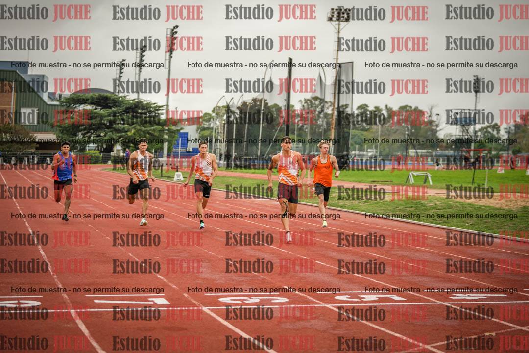 Fotos de los 100 m llanos de varones