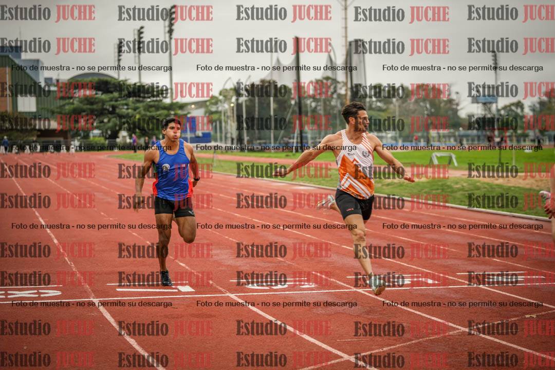 Fotos de los 100 m llanos de varones