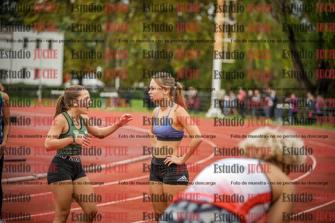 Fotos de algunos podios y extras del torneo