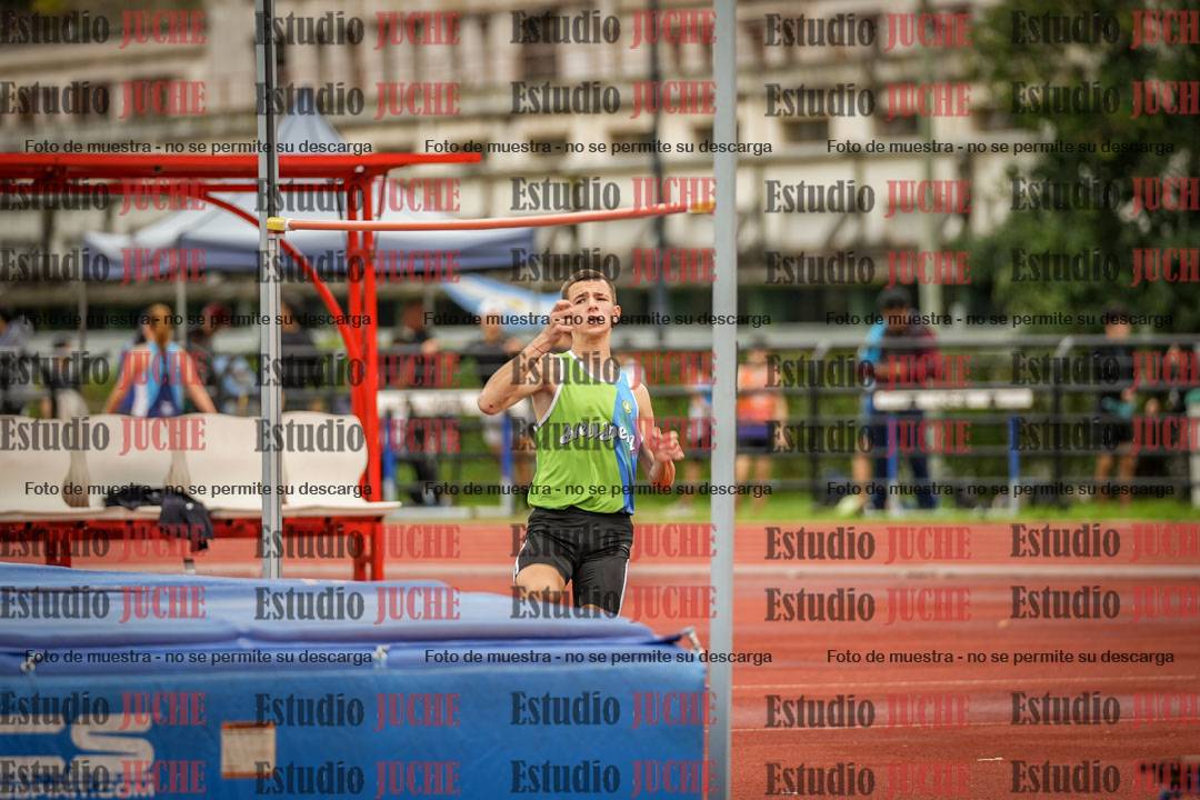 Fotos del salto en alto - incluye todos los grupos