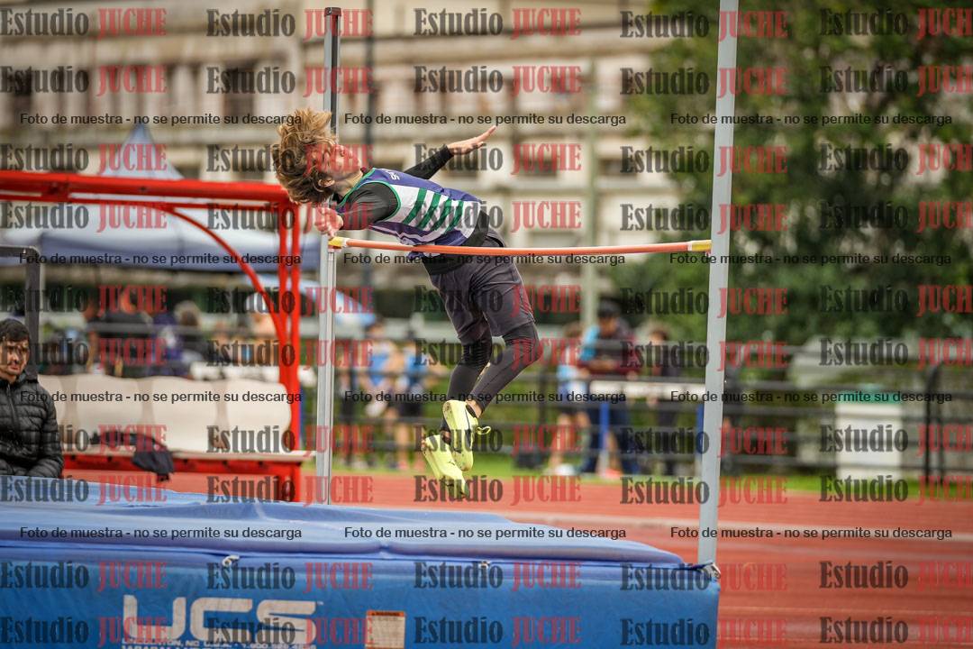 Fotos del salto en alto - incluye todos los grupos
