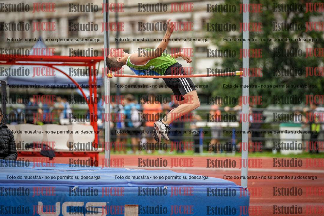 Fotos del salto en alto - incluye todos los grupos