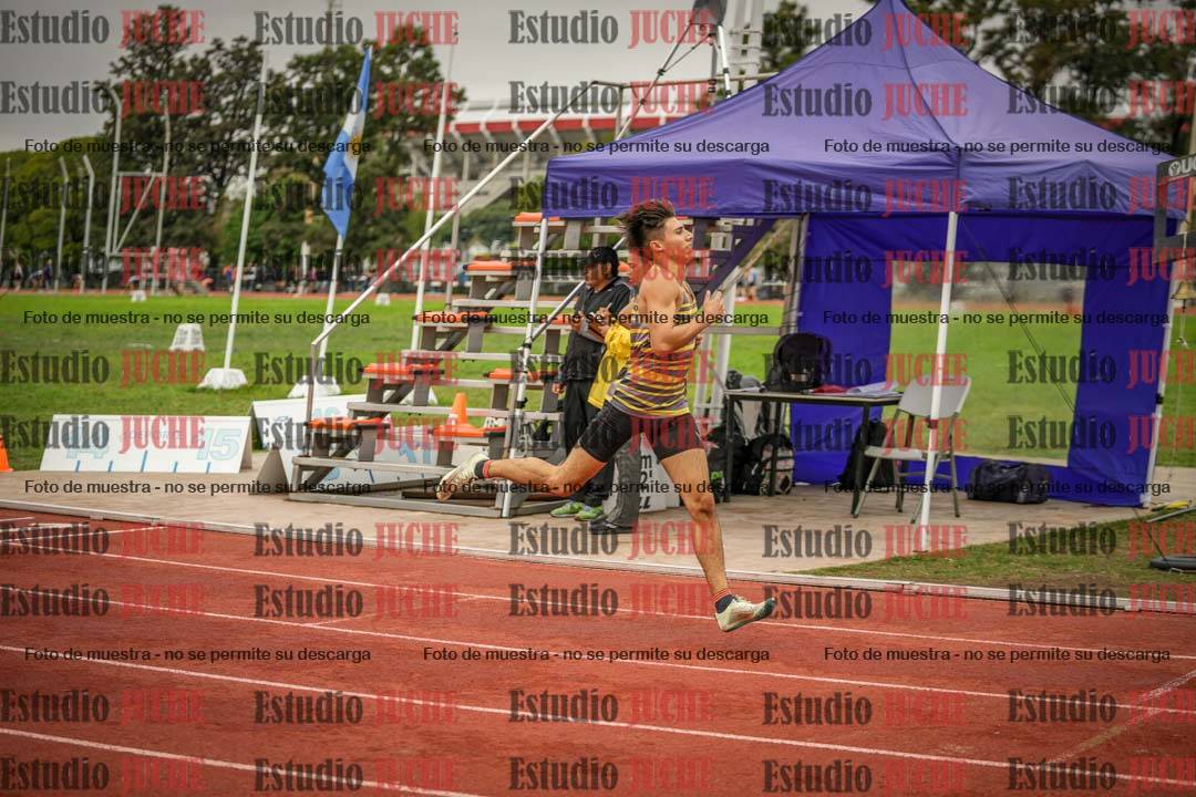 Fotos de los 200 m llanos de varones