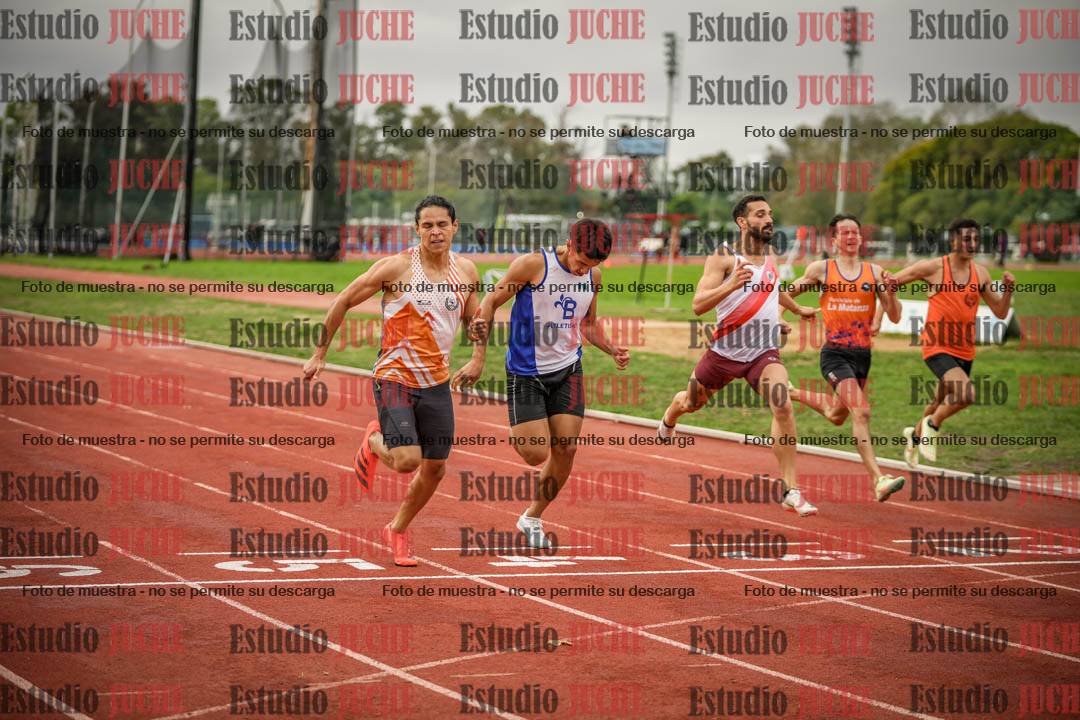 Fotos de los 200 m llanos de varones
