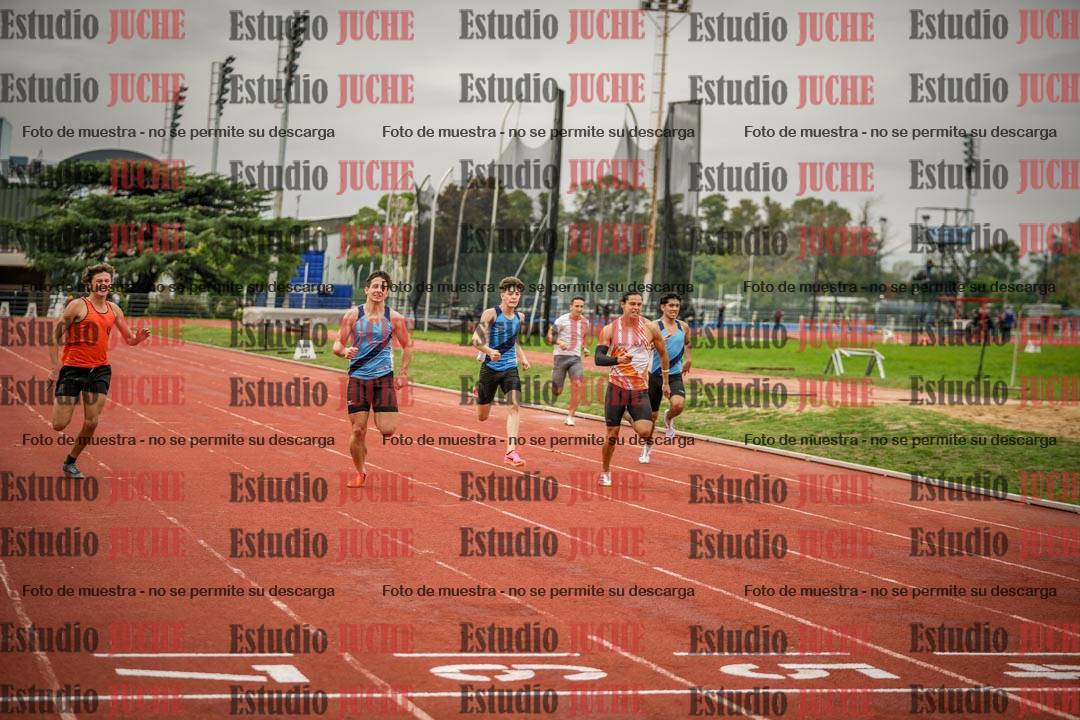 Fotos de los 200 m llanos de varones