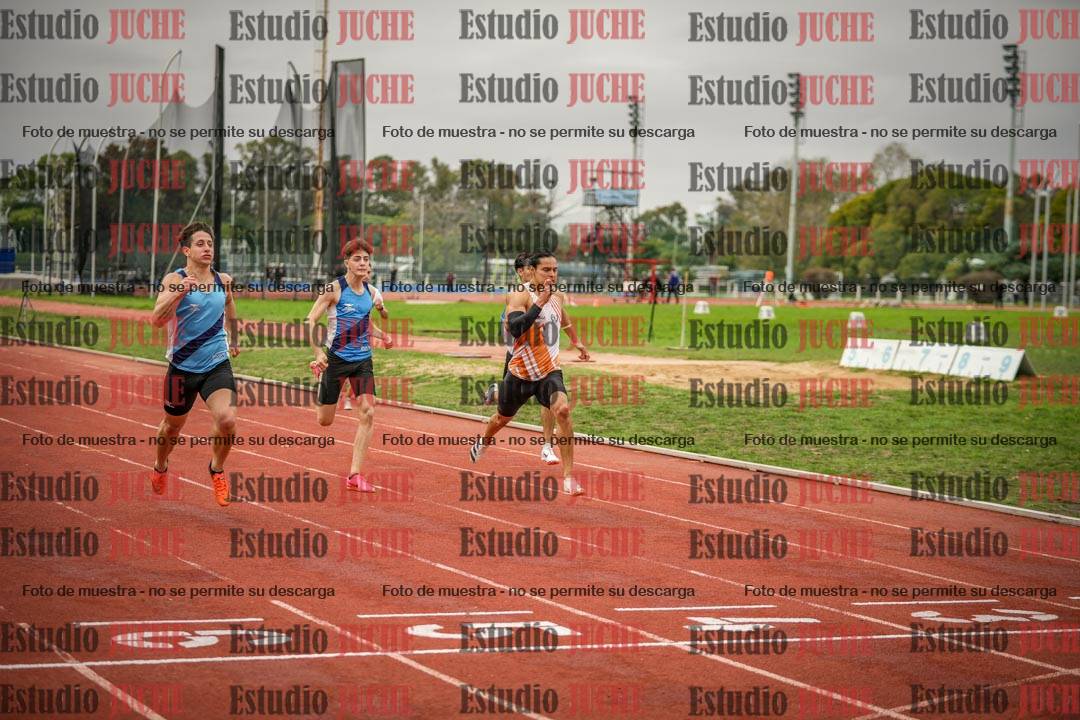 Fotos de los 200 m llanos de varones