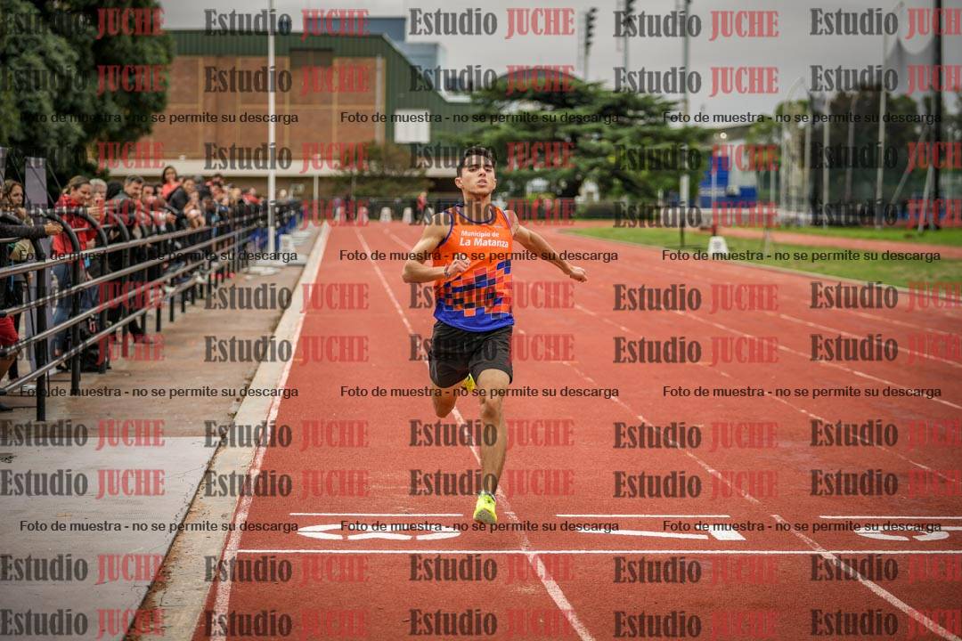 Fotos de los 200 m llanos de varones