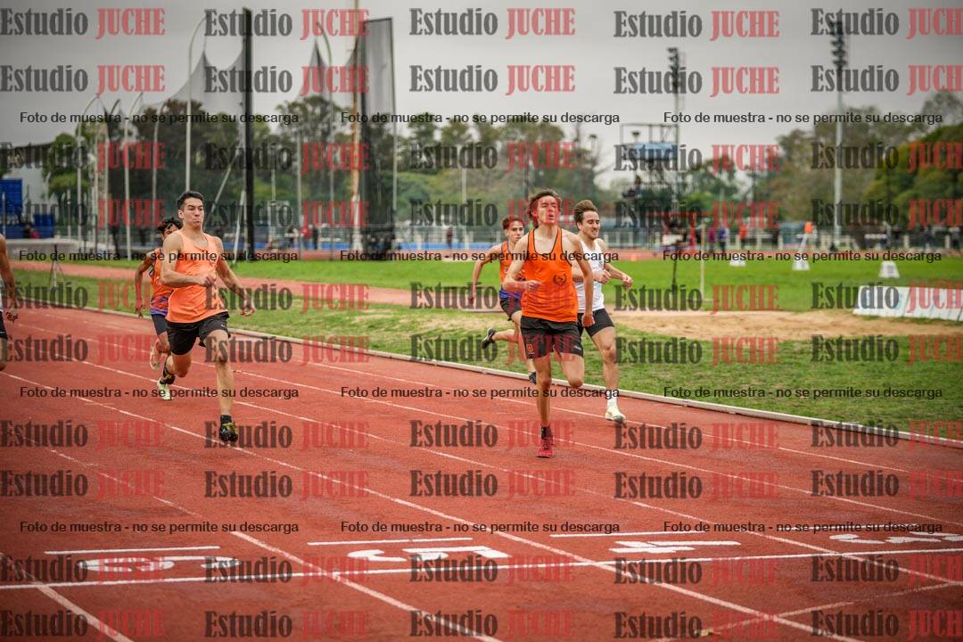Fotos de los 200 m llanos de varones