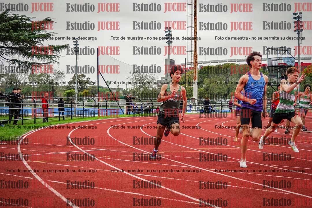 Fotos de los 200 m llanos de varones