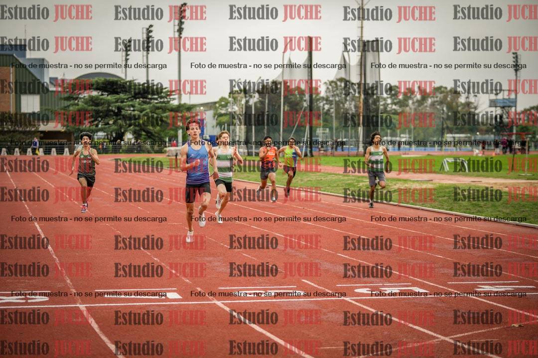 Fotos de los 200 m llanos de varones