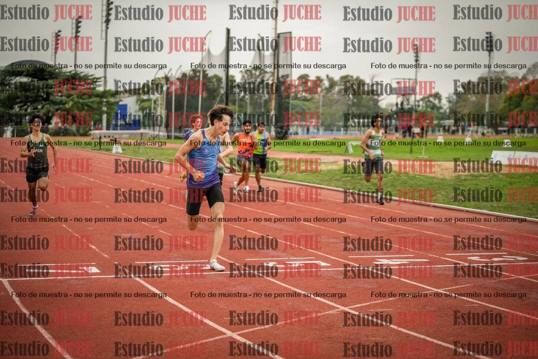 Fotos de los 200 m llanos de varones