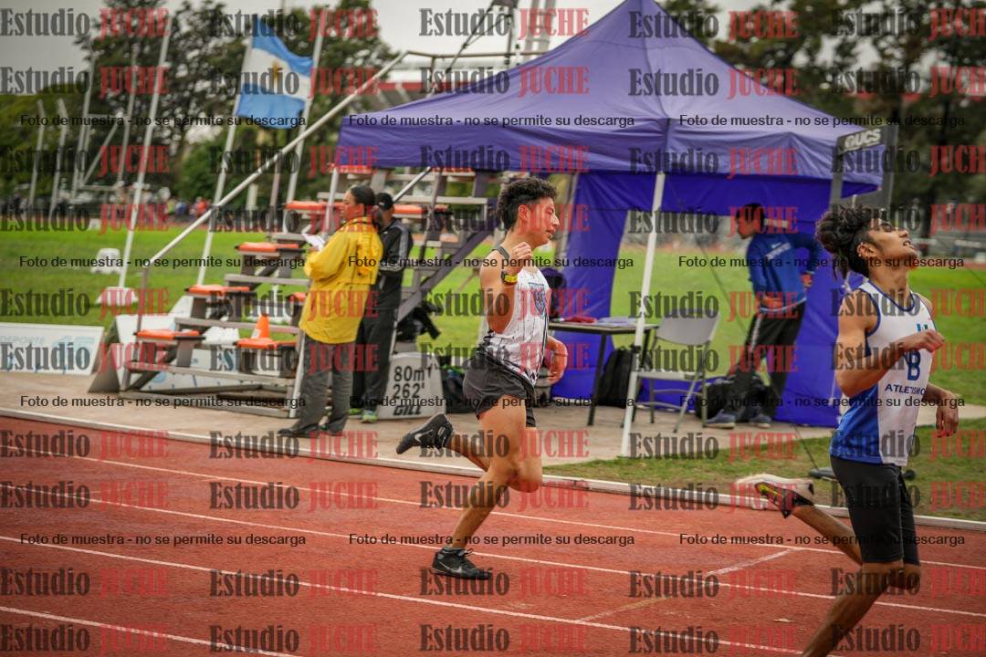 Fotos de los 200 m llanos de varones