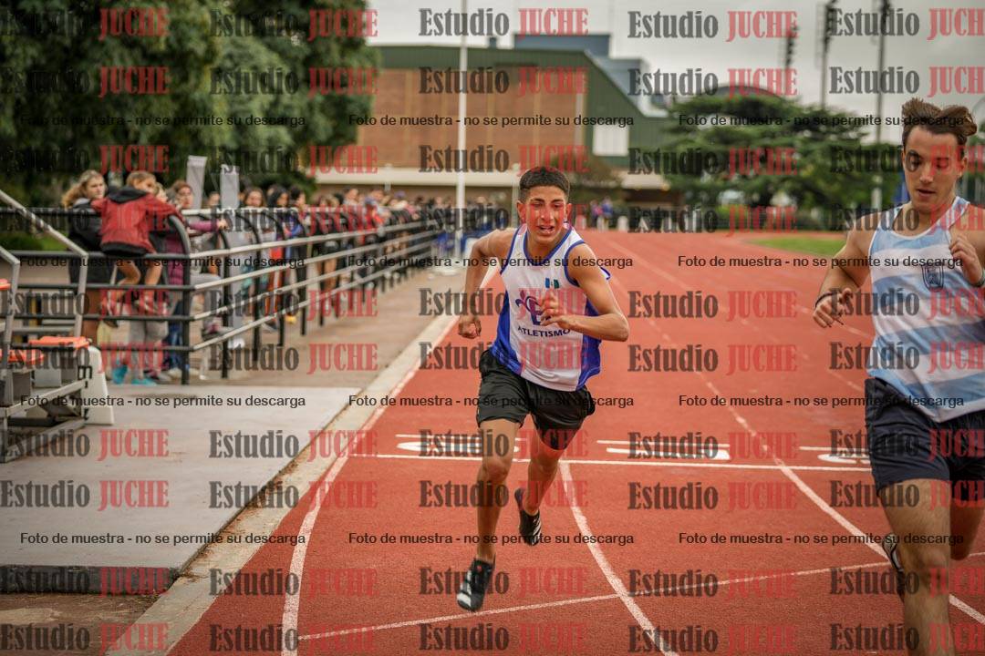 Fotos de los 200 m llanos de varones