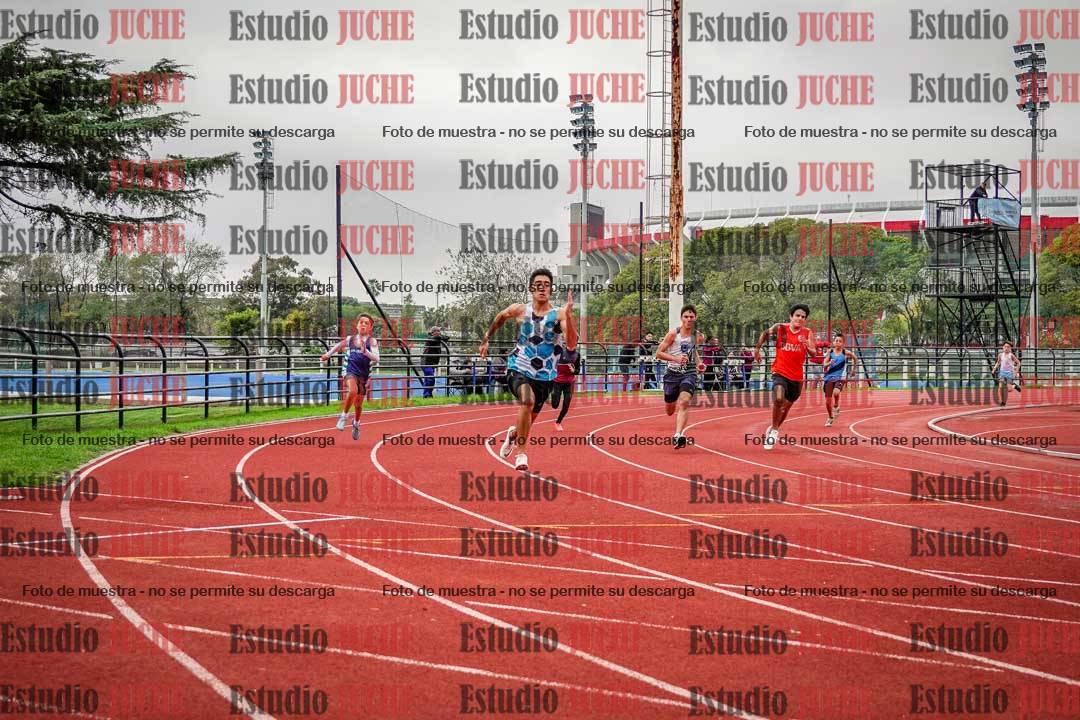 Fotos de los 200 m llanos de varones