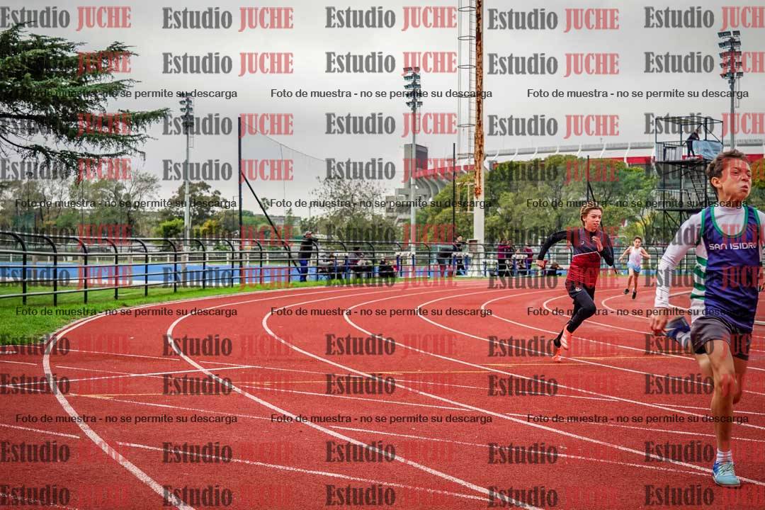 Fotos de los 200 m llanos de varones