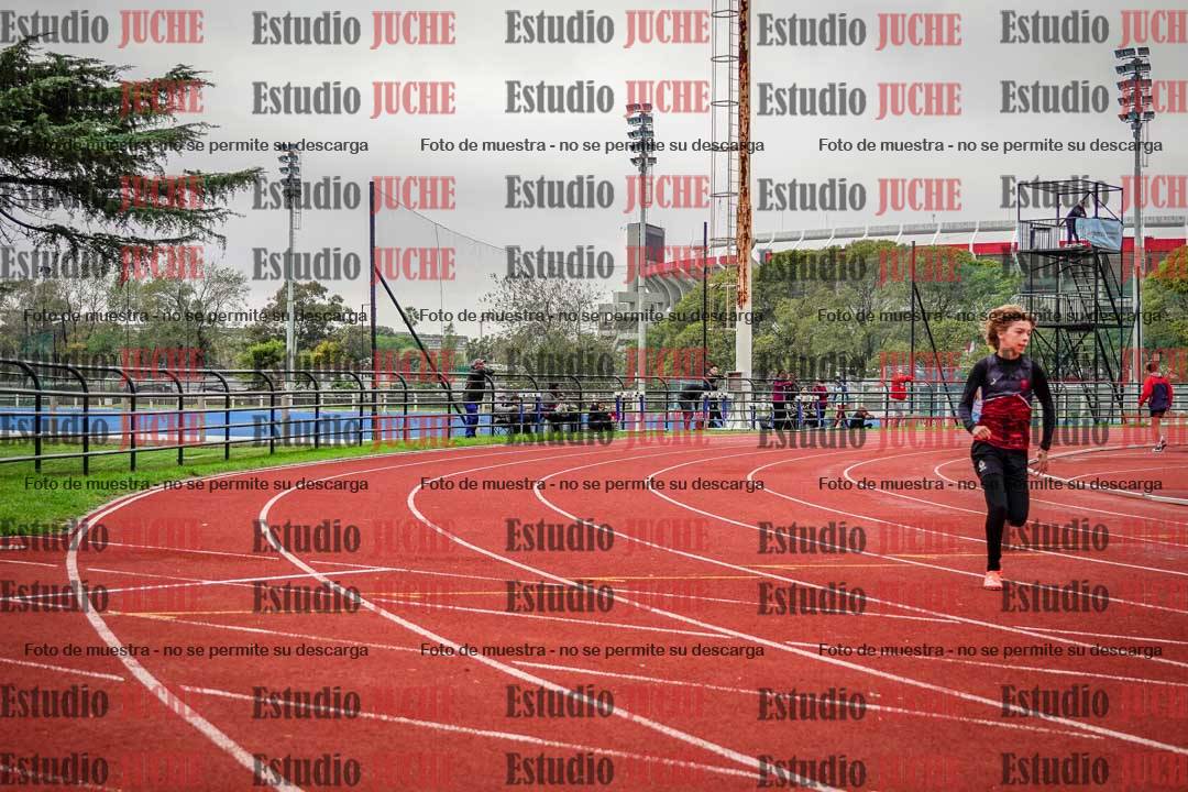 Fotos de los 200 m llanos de varones