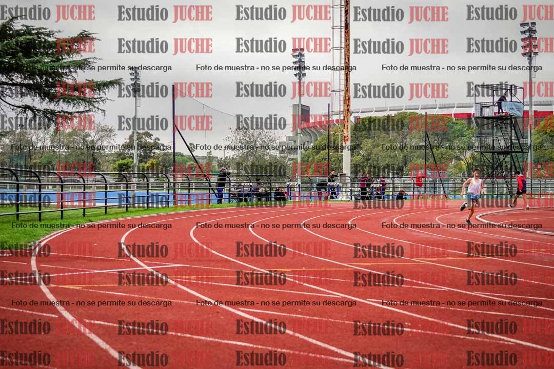 Fotos de los 200 m llanos de varones