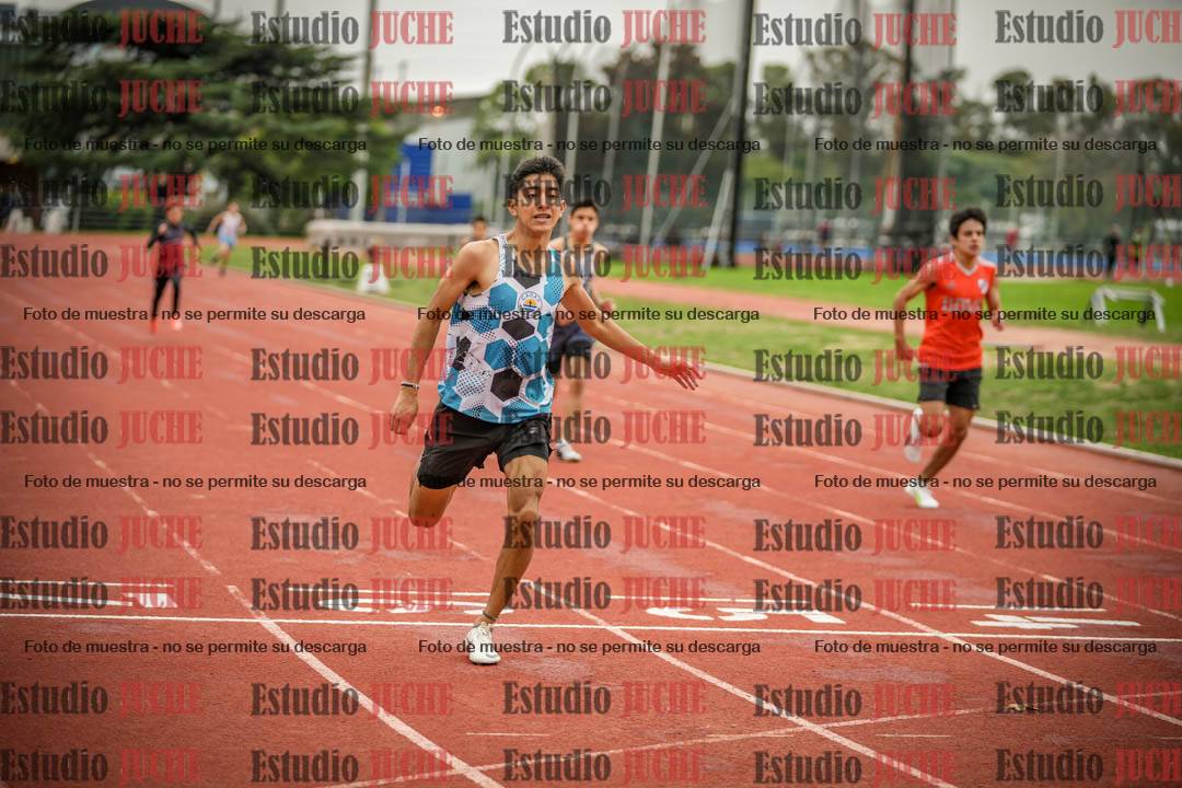 Fotos de los 200 m llanos de varones
