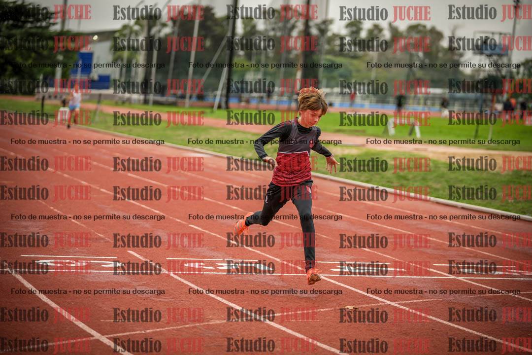 Fotos de los 200 m llanos de varones
