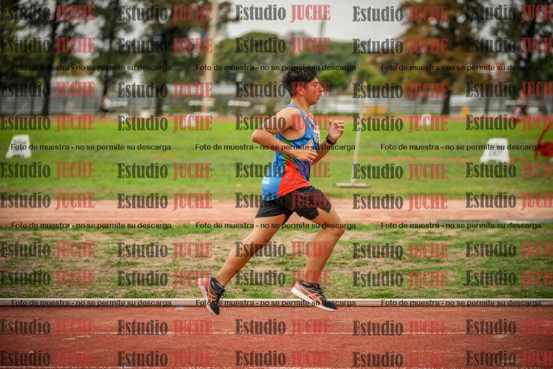 Fotos de los 2400 m llanos de varones