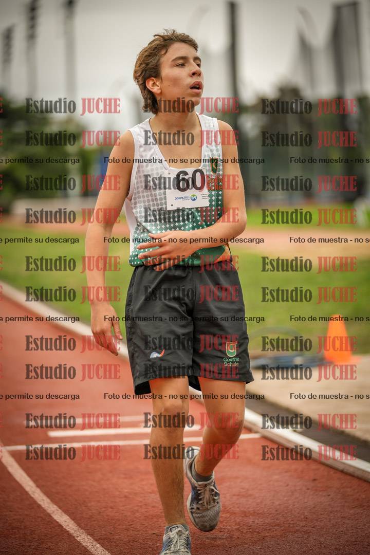 Fotos de los 2400 m llanos de varones