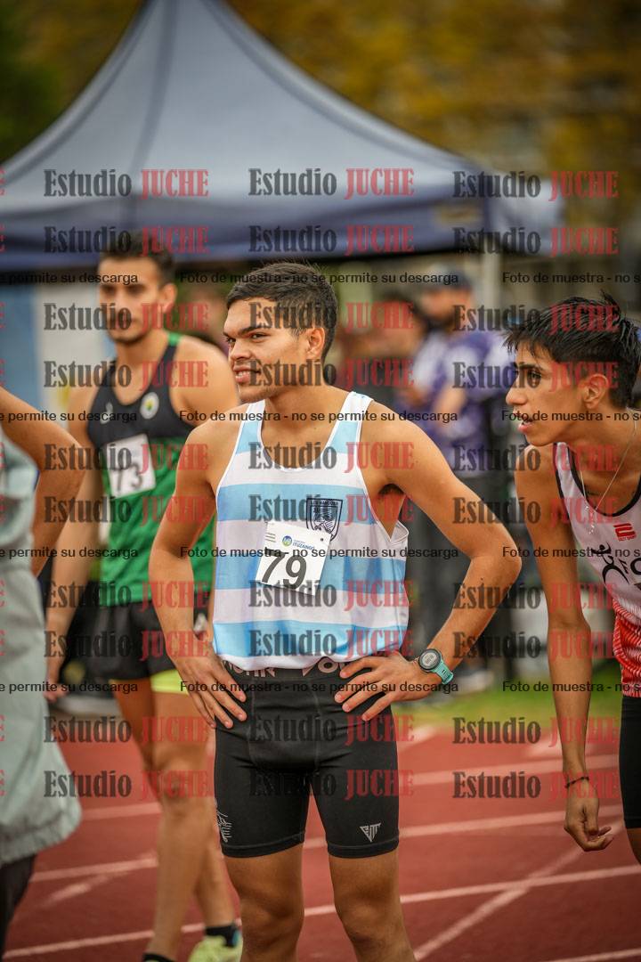 Fotos de los 1500 m llanos de varones