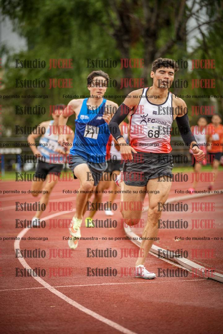 Fotos de los 1500 m llanos de varones