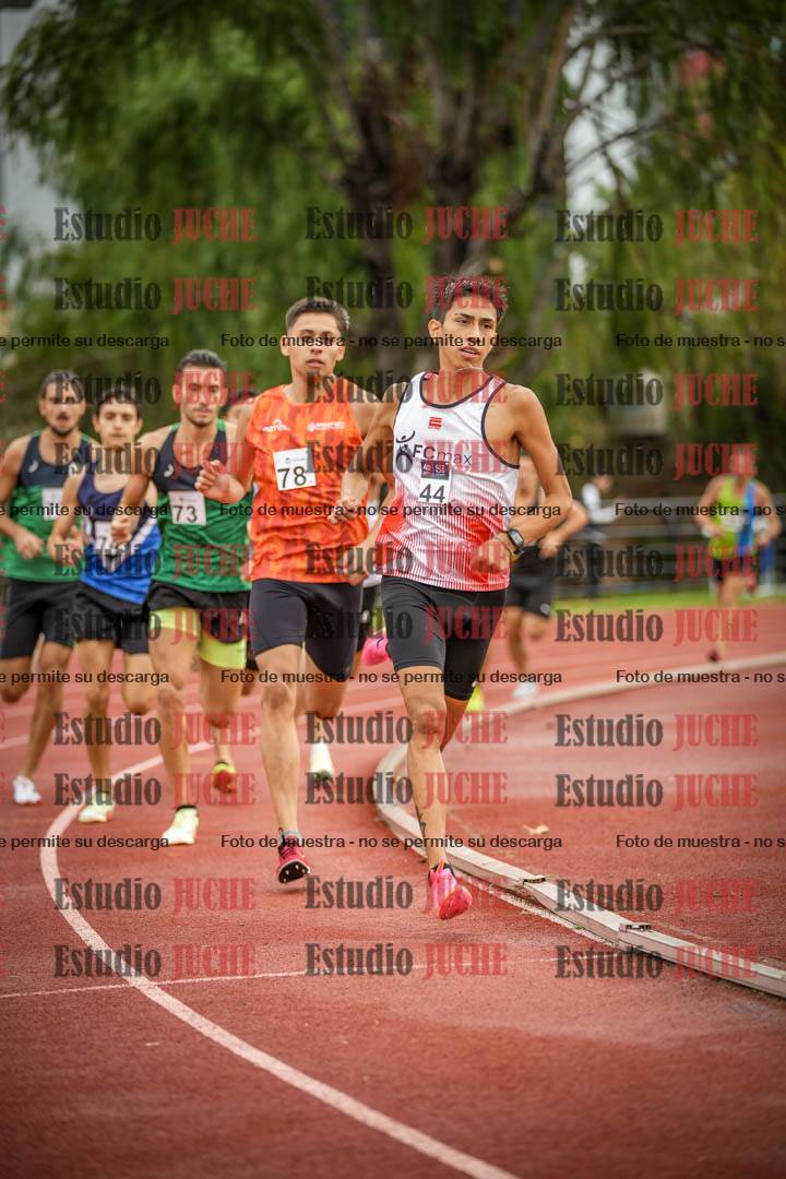 Fotos de los 1500 m llanos de varones