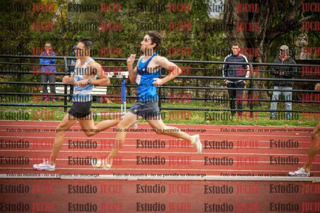 Fotos de los 1500 m llanos de varones