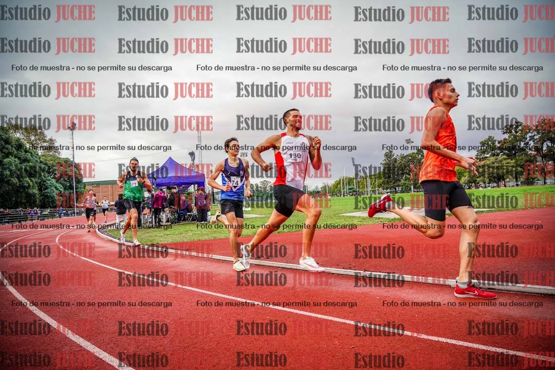 Fotos de los 1500 m llanos de varones