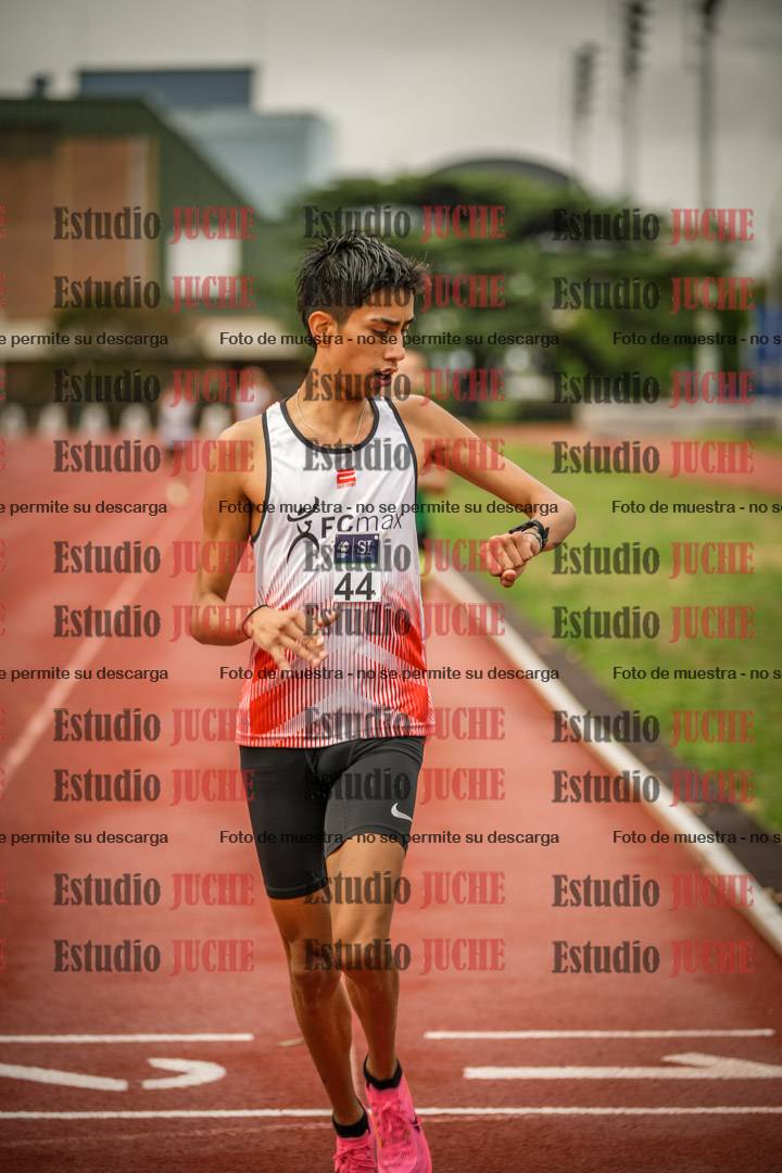 Fotos de los 1500 m llanos de varones