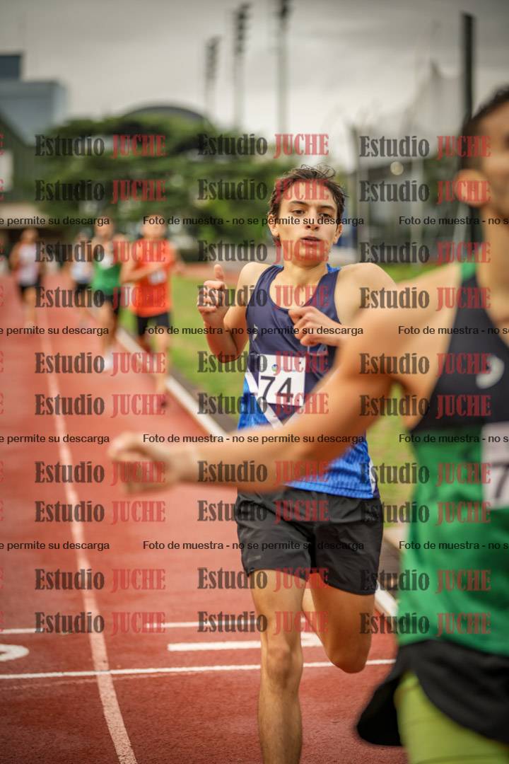 Fotos de los 1500 m llanos de varones