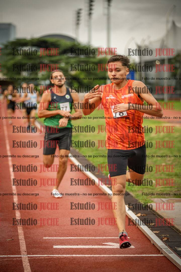Fotos de los 1500 m llanos de varones