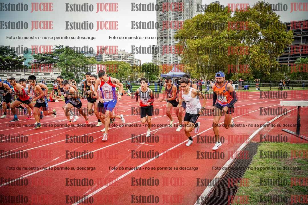 Fotos de los 1500 m llanos de varones