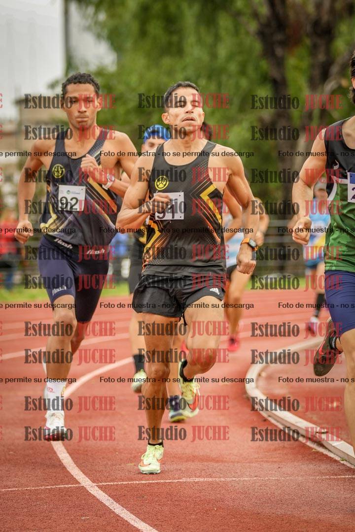 Fotos de los 1500 m llanos de varones