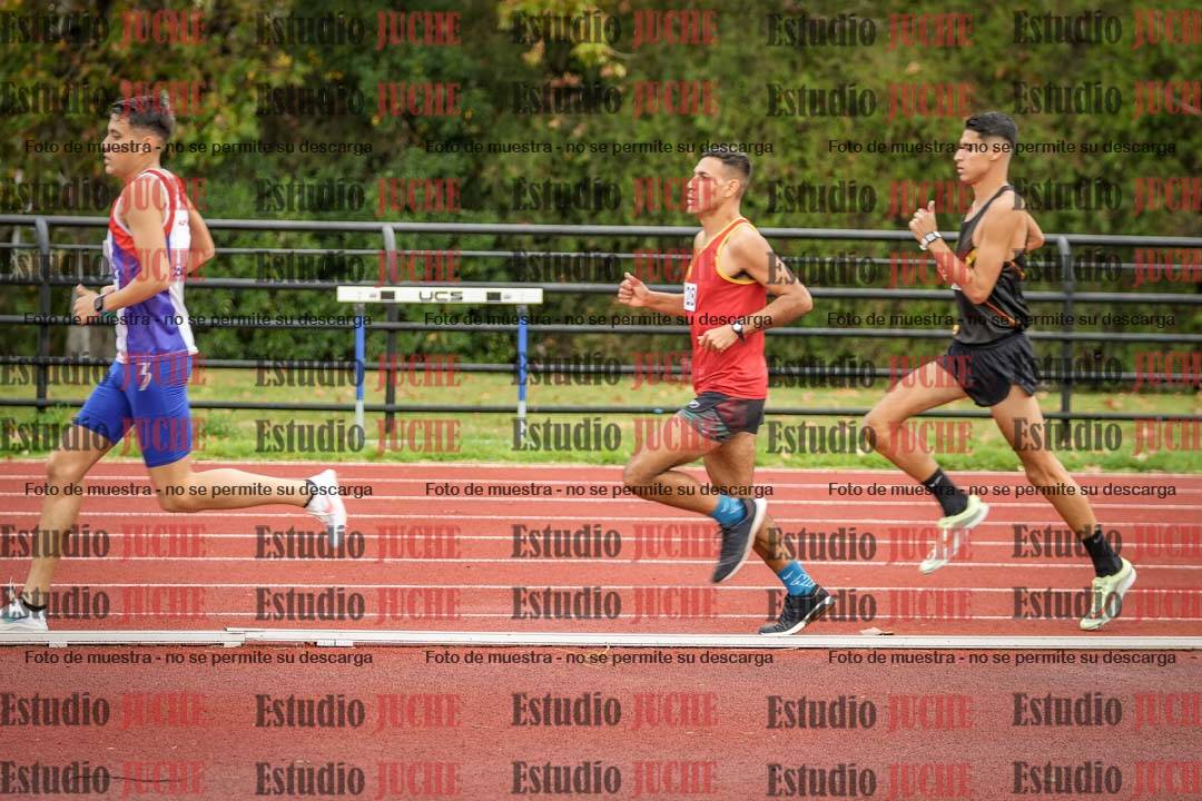 Fotos de los 1500 m llanos de varones