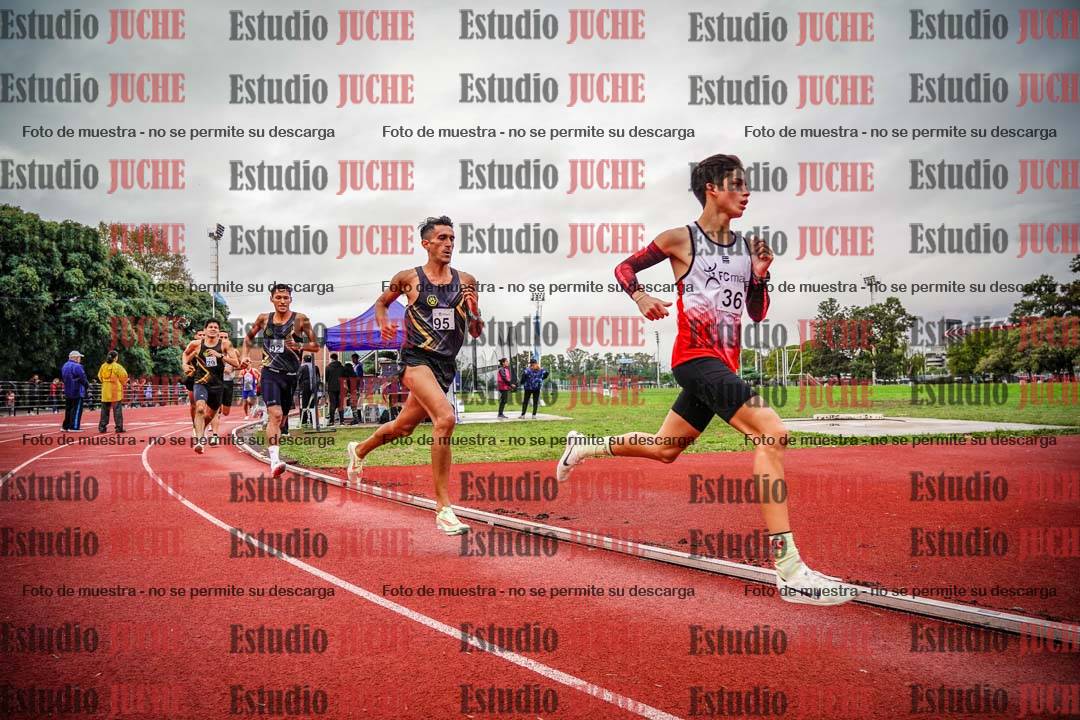 Fotos de los 1500 m llanos de varones