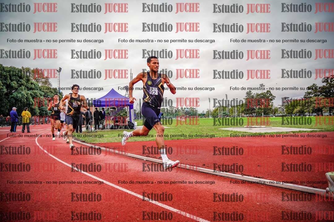 Fotos de los 1500 m llanos de varones