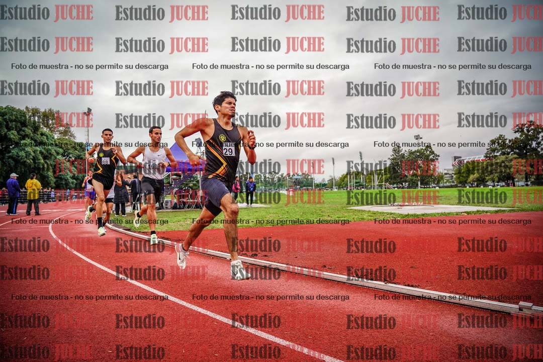 Fotos de los 1500 m llanos de varones